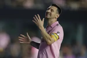 ¿Messi en una final?, fútbol europeo, Defensa en una semi de la Sudamericana y polo de Triple Corona