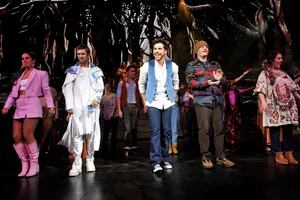 La permanencia de Inmaduros y la exitosa despedida de Nico Vázquez en el Ópera