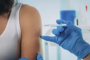 Cada vez más personas recibirán la vacuna o contraerán el covid, ¿podremos alcanzar la inmunidad colectiva?
