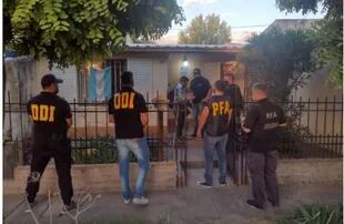 La Policía realizó el allanamiento de la vivienda ubicada en la calle D´Orbigny al 4600, en Bahía Blanca
