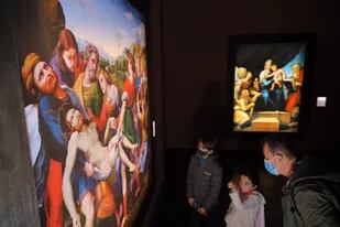 Las madonnas de Rafael llegaron a Tecnópolis en una muestra itinerante que viene de Roma