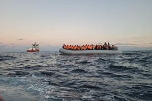 16-12-2021 El 'Ocean Viking' rescata a decenas de migrantes en el Mediterráneo POLITICA INTERNACIONAL TWITTER/@SOSMEDINTL