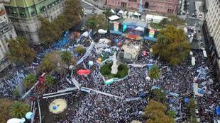 La Plaza de Mayo, desde el aire, poco antes del acto kirchnerista
