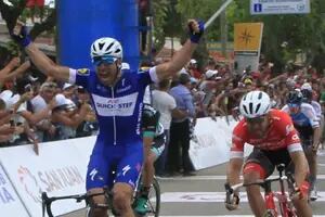 Maxi Richeze ganó la cuarta etapa de la Vuelta Ciclística a San Juan