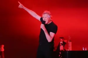 Roger Waters podría perder su contrato discográfico por sus polémicas declaraciones