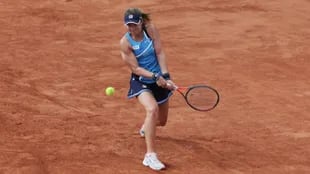 Nadia Podoroska celebró en su debut en el Abierto de Italia y se enfrentará, por primera vez, con Serena Williams. 