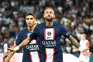 Neymar brilló con un doblete en el 5-2 a Montpellier, donde regresó Mbappé