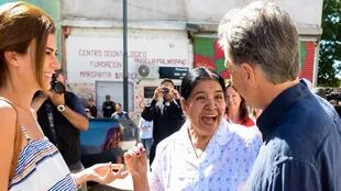 Mauricio Macri y Juliana Awada visitaron por Navidad el comedor de Margarita Barrientos