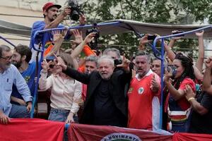 Lula: "Sigamos el ejemplo de la Argentina, donde le dieron una paliza a Macri"