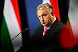Crece la tensión entre la Unión Europea y Hungría por diferencias sobre el paquete de ayuda a Ucrania