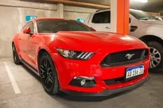 Un Mustang rojo y US$ 2.000.000 sacaron del juego a una red de logística narco