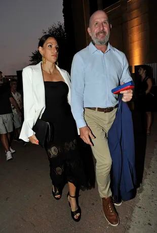 Waldo Wolff, secretario de Asuntos Públicos de la Ciudad Autónoma de Buenos Aires, junto a su esposa