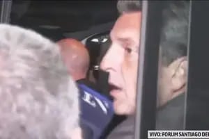 Massa presiona a Insaurralde para que baje su candidatura en Lomas por el escándalo