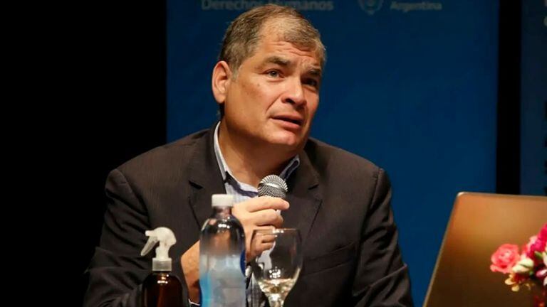 Rafael Correa, durante las jornadas sobre "lawfare" en la Argentina