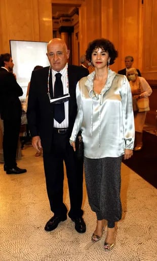 Aníbal Jozami y su esposa en la apertura de la temporada del Teatro Colón con La bohème