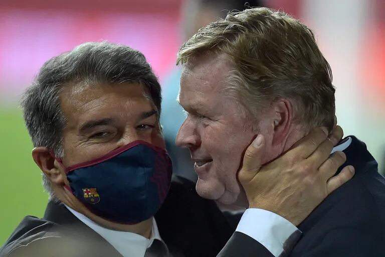 Ronald Koeman aseguró que el presidente de Barcelona, Joan Laporta, no lo quería