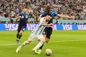 El "engaño" de Messi, el comodín Álvarez y la historia que se terminó en una sola jugada