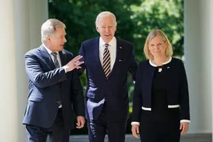 EE.UU. intensifica su rol en la guerra: diálogo inédito, más ayuda a Ucrania y espaldarazo a Suecia y Finlandia