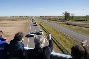 El presidente Fernández y el ministro de Obras Públicas, Gabriel Katopodis, en el acto que encabezaron sobre la Ruta 7. Los anuncios de infraestructura toman temperatura de cara a la campaña