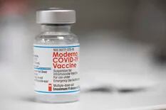 Se empezará a aplicar un tercer refuerzo de la vacuna: a quiénes y cuándo