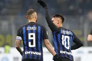 Icardi picó la pelota en un penal y así ganó Inter: el video del gol