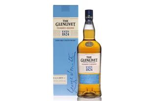 Para el papá que disfruta un buen whisky. The Glenlivet Founder’s Reserve es malta cremosa con un toque dulce (Glenlivet, $1408).