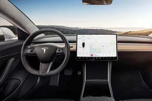 Tesla es el adalid de las pantallas gigantes, no solo para los comandos sino también para el marketing