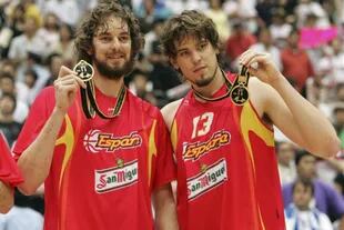 Pau y Marc Gasol fueron campeones con la selección española en Japón 2006
