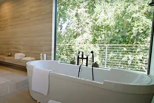 Uno de los 11 baños que hay disponibles para sus dueños e invitados