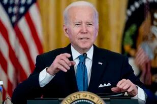 El presidente Joe Biden durante una reunión en la Casa Blanca, el lunes 24 de enero de 2022, en Washington