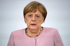 Merkel habló de su salud tras los temblores en actos públicos