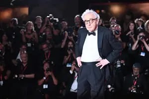 En medio de fuertes protestas, Woody Allen presentó su última película