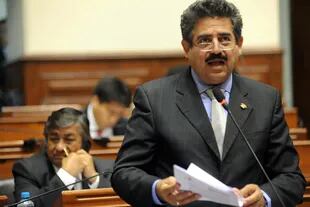 El jefe del Congreso peruano, Manuel Merino, asumió la presidencia de Perú tras la destitución del presidente Martín Vizcarra