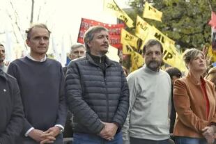 Máximo Kirchner junto a Gabriel Katopodis en San Martín por el homenaje a los Fusilados de José León Suárez