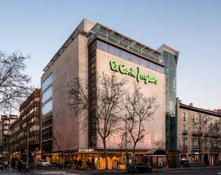 La tienda de El Corte Inglés en el barrio Salamanca, Madrid