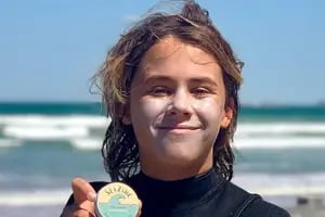 Un surfista de 15 años murió tras ser atacado por un tiburón blanco de cuatro metros de largo