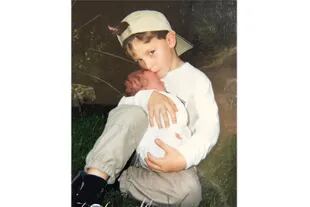 Shawn Mendes, el novio de Camila Cabello, también compartió una foto de su infancia