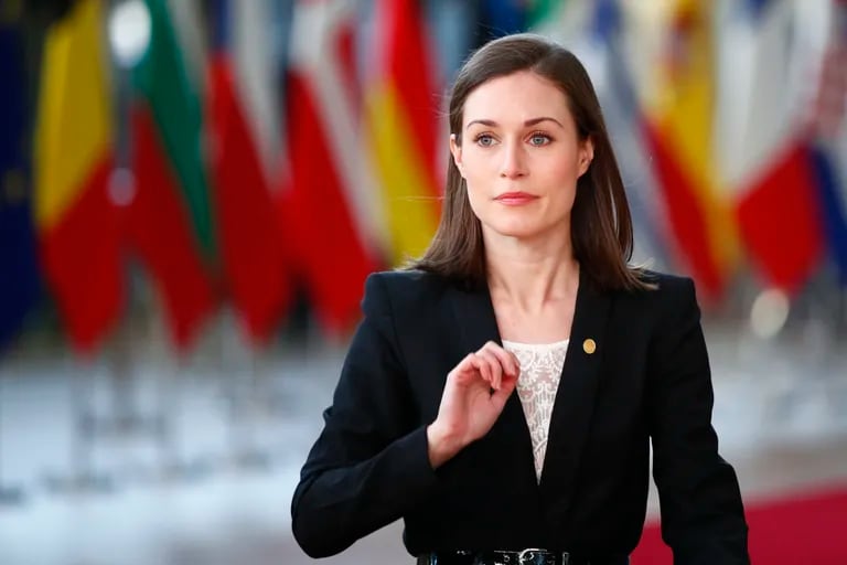 Le Premier ministre finlandais Sanna Marin a provoqué la colère du président finlandais Sauli Ninisto, affirmant que la Finlande ne rejoindrait pas l'OTAN pendant son mandat.  (Via Johanna Geron, Pool Photo AP)