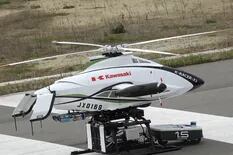 Este es el helicóptero autónomo de Kawasaki que funciona con robots para su carga y descarga