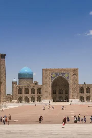 La magia de Samarkanda, los minaretes de Bujará y la arquitectura más deslumbrante de Asia Central