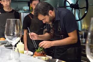 Chef dueño de Zoilo (Londres), Diego Jaquet y su propuesta con chorizos en Singapur