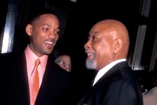 Will Smith junto a su padre Willard, en una premier realizada en Beverly Hills, en 2002