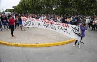 Protesta en Miramar por el asesinato de un adolescente