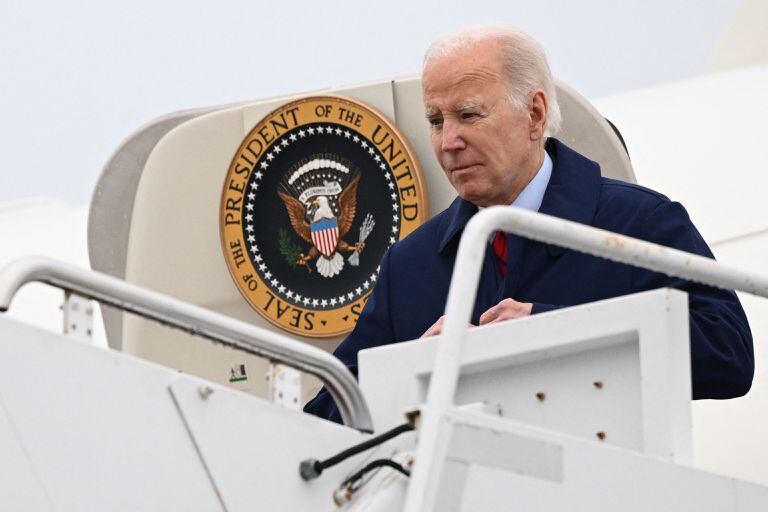 Joe Biden, al bajar del Air Force One en Delaware. (Mandel NGAN / AFP)