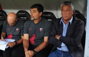 Colón es el único equipo del fútbol argentino que aún no conoció el triunfo, y Néstor Gorosito irá en busca de sus primeros 3 puntos frente a Atlético Tucumán