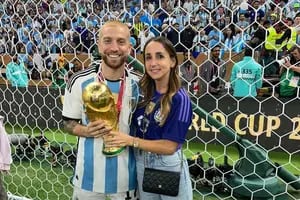 Papu Gómez se pierde la celebración de los campeones del mundo: su club no lo autorizó a viajar