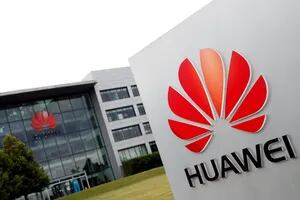 Huawei: cómo la falta de componentes asfixia al gigante tecnológico chino