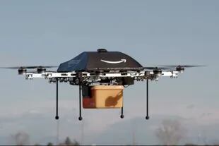 Amazon fue pionera en la experimentación de la entrega con drones y avanza con nuevas propuestas para agilizar el mercado