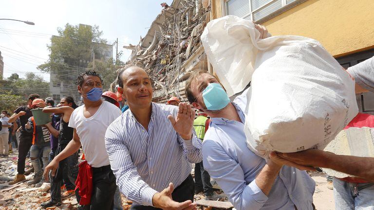 Terremoto en México: un fuerte sismo de 7,1° en la escala Richter estremeció al país y dejó