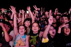 Lollapalooza: el ADN de una fiesta global, entre el furor de Euphoria y un viaje que va y viene del espacio